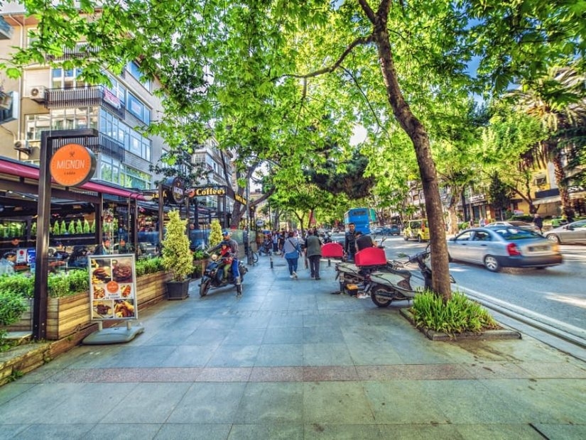 Istanbul's Luxury Spot: Bagdat Avenue