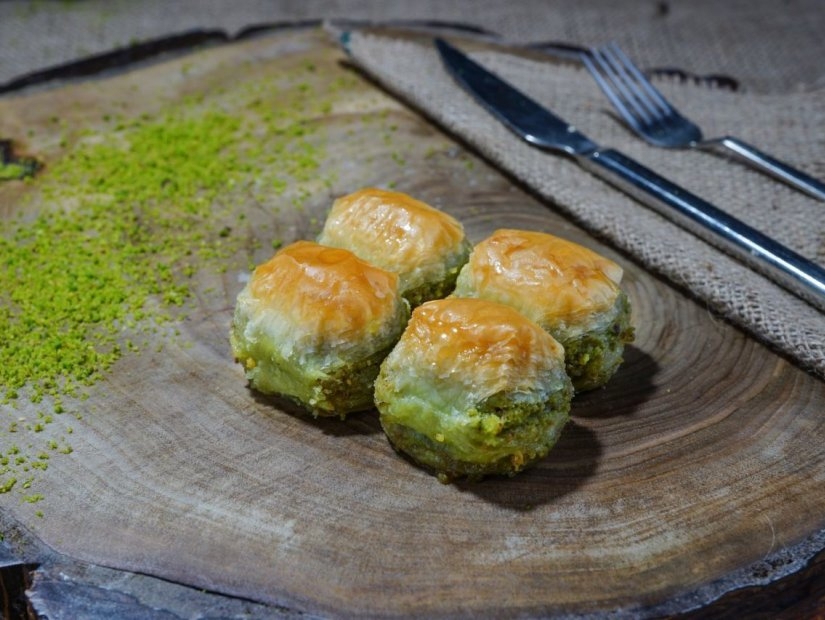 5 Turkish Desserts with Interesting Names
