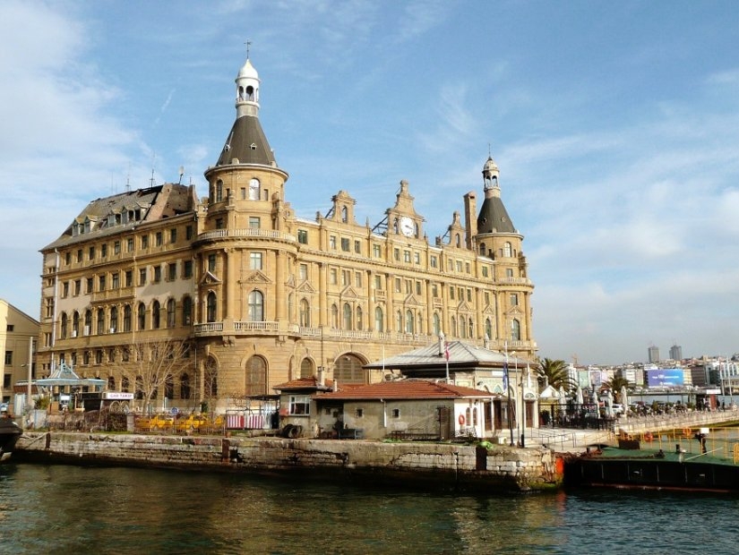 Haydarpaşa Train Station