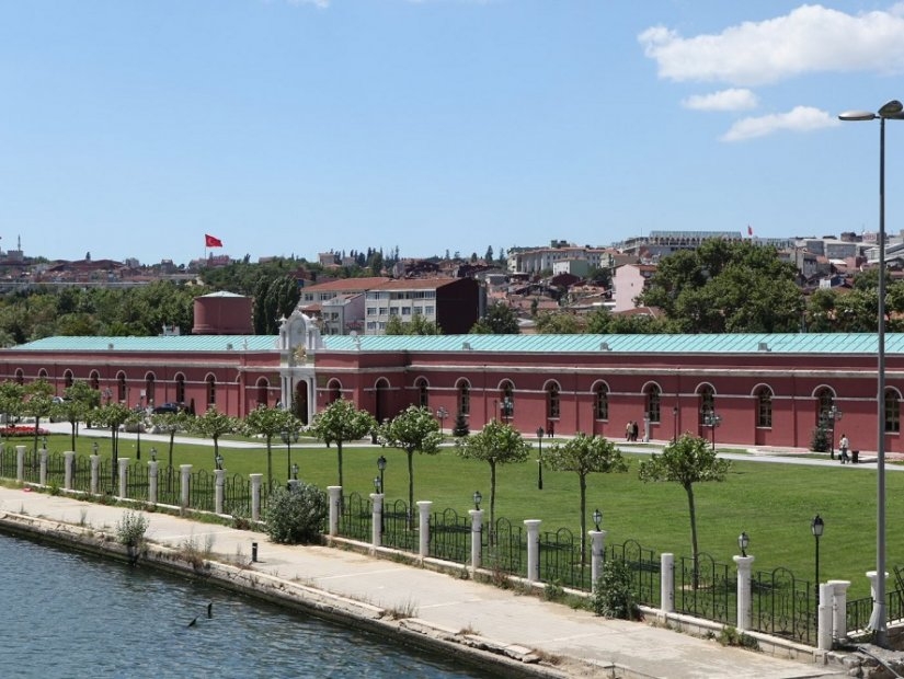 Feshane in Golden Horn