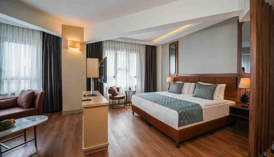 Grand Sirkeci Hotel Corner Suite Room