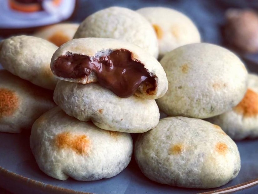 伊兹密尔Bomba甜点 巧克力炸弹饼干