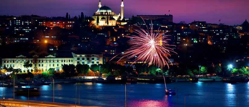 Предстоящие новогодние мероприятия в Стамбуле.