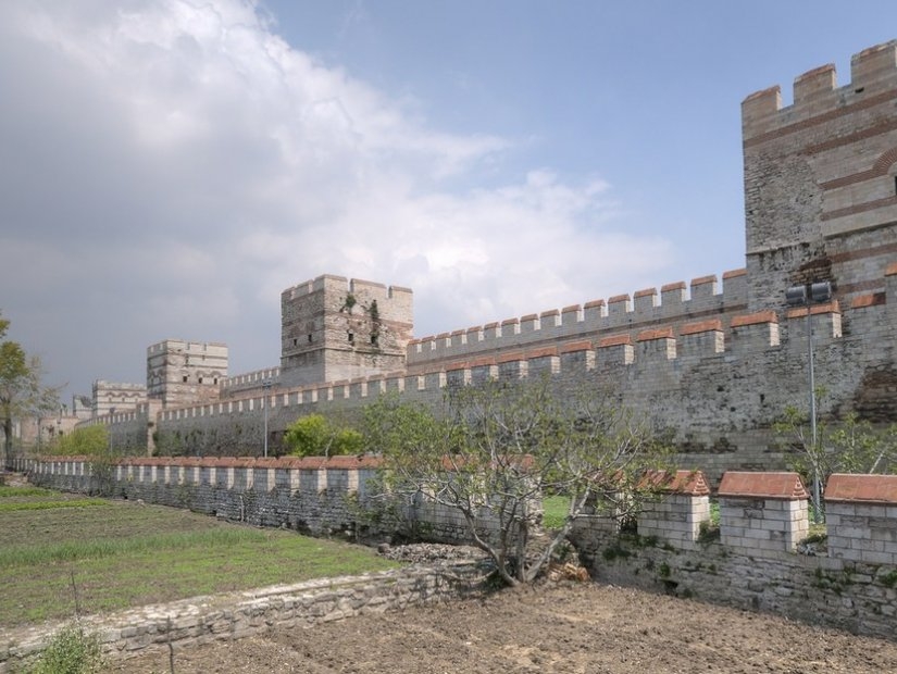 Mauern von Konstantinopel: Istanbuler Stadtmauern