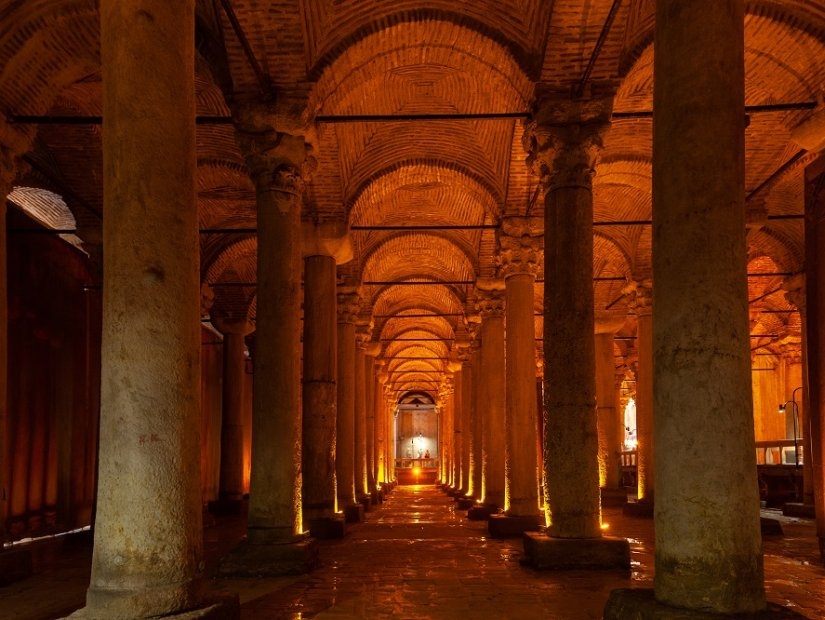В Фатихе недавно открылась отреставрированная Цистерна Базилика.